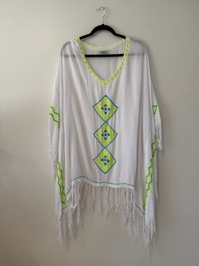 GirlFish Boho White Embriodered Womens Beach Resort Flowy Poncho Swim Cover Up